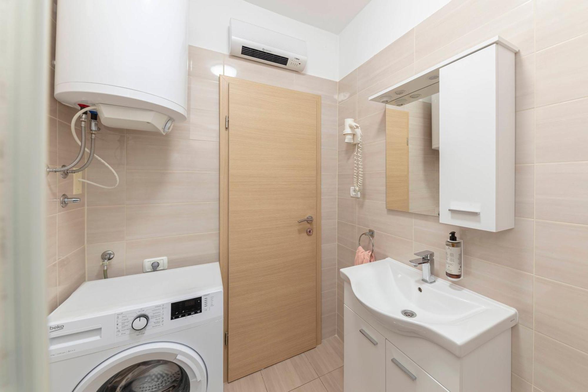Apartma Vesna Копер Екстериор снимка