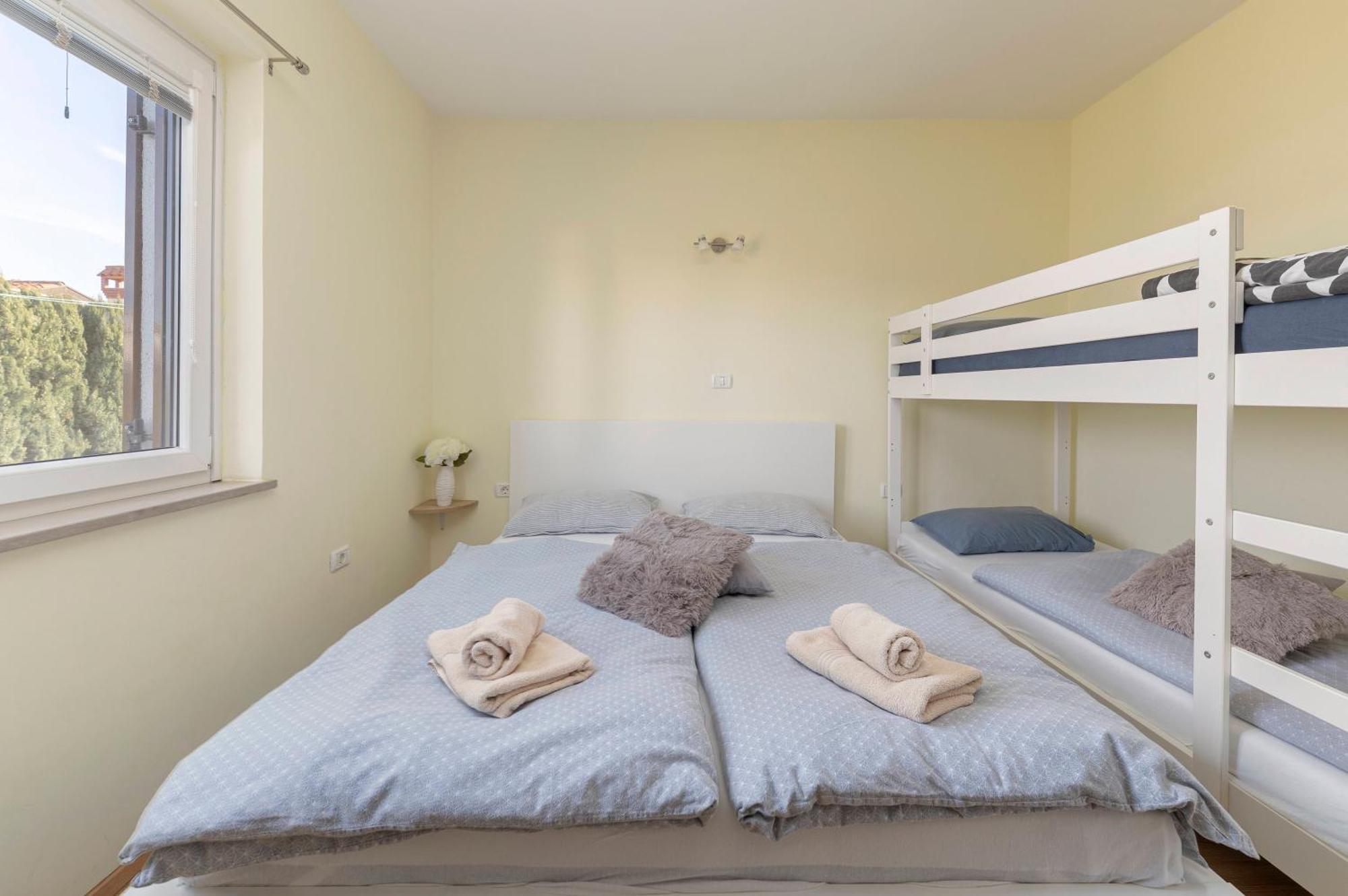 Apartma Vesna Копер Екстериор снимка